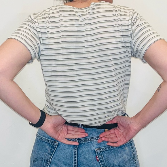 Beige and cream vintage striped T - Picture 4 of 9